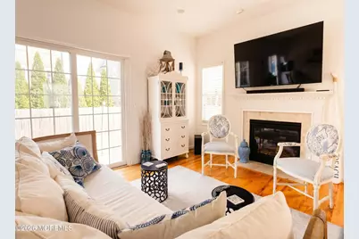 979 Ocean Avenue, Mantoloking, NJ 08738 - Photo 2