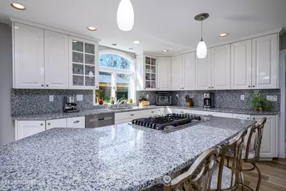 29 Terence Drive, Manalapan Township, NJ 07726 - Photo 18