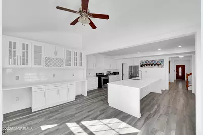 121 Rockrimmon Boulevard, Barnegat, NJ 08005 - Photo 4