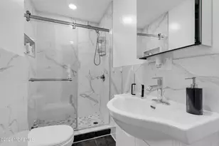 325 Roosevelt Ave, Oakhurst, NJ 07755 - Photo 28