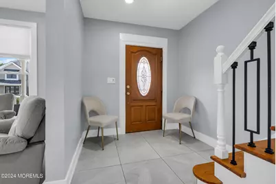 325 Roosevelt Avenue, Oakhurst, NJ 07755 - Photo 10