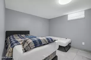 325 Roosevelt Ave, Oakhurst, NJ 07755 - Photo 30