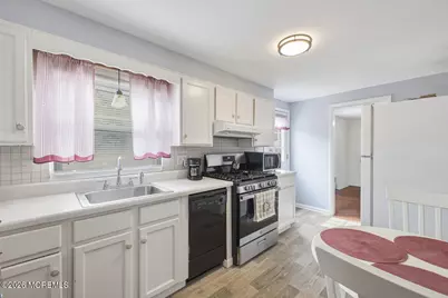 210 Cotter Avenue, Neptune Township, NJ 07753 - Photo 6