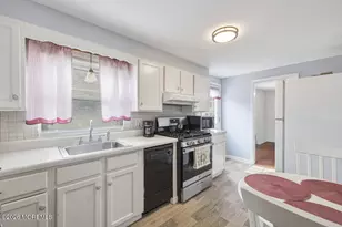 210 Cotter Ave, Neptune Township, NJ 07753 - Photo 6