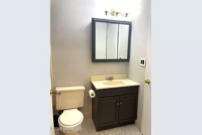 315 Wellington Place, Aberdeen Township, NJ 07747 - Photo 16