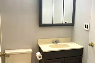 315 Wellington Pl, Aberdeen Township, NJ 07747 - Photo 16