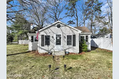 305 Hannibal Street, Toms River Township, NJ 08757 - Photo 2