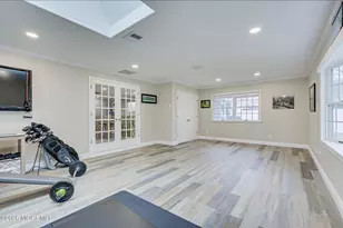 110 Courtland Ln, Aberdeen Township, NJ 07747 - Photo 20