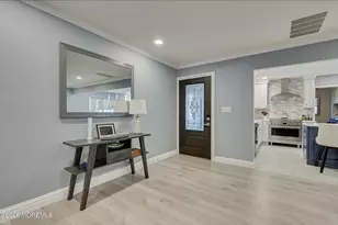 110 Courtland Ln, Aberdeen Township, NJ 07747 - Photo 6