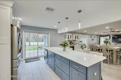 110 Courtland Lane, Aberdeen Township, NJ 07747 - Photo 18