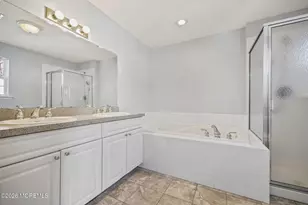 189 Sunshine Dr, Piscataway Township, NJ 08854 - Photo 16