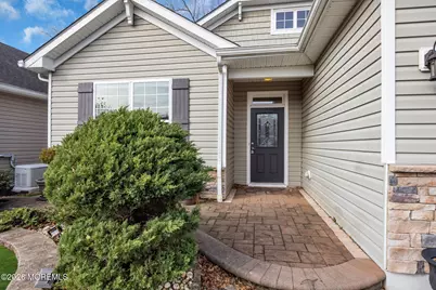 37 Kingston Drive, Jackson, NJ 08527 - Photo 4