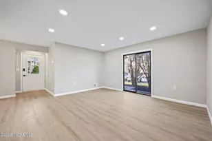 802 Begonia Ct, Jackson, NJ 08527 - Photo 14