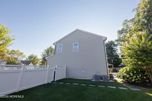 5 Hogans Wy, Neptune Township, NJ 07753 - Photo 46