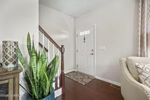 5 Hogans Wy, Neptune Township, NJ 07753 - Photo 6