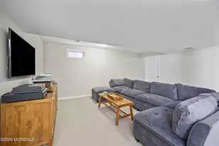 5 Hogans Wy, Neptune Township, NJ 07753 - Photo 36