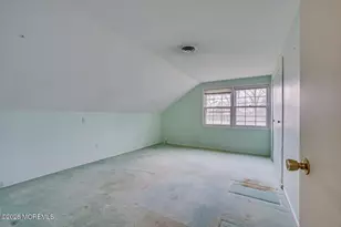 12 Lakeridge Dr, Matawan, NJ 07747 - Photo 10