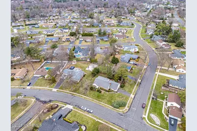 12 Lakeridge Drive, Matawan, NJ 07747 - Photo 18