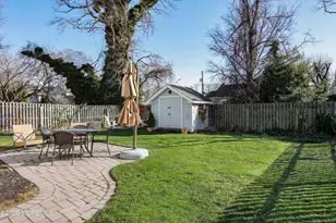 928 Park Pl, Red Bank, NJ 07701 - Photo 26