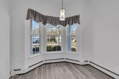 12 Bellflower Drive, Lakewood, NJ 08701 - Photo 32