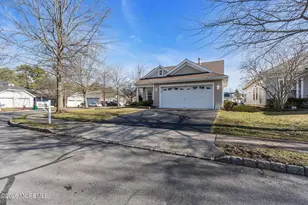 12 Bellflower Dr, Lakewood, NJ 08701 - Photo 60