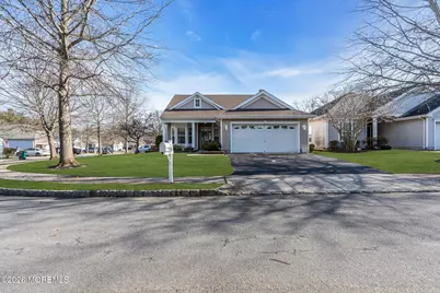 12 Bellflower Drive, Lakewood, NJ 08701 - Photo 6