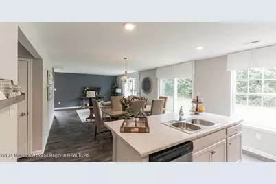 107 W 6th Street, Howell Township, NJ 07731 - Photo 14