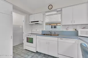 26 Dogwood Rd, West Orange Township, NJ 07052 - Photo 10