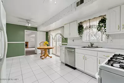 12 Village Drive, Matawan, NJ 07747 - Photo 10