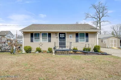 601 E Arverne Avenue, Ocean Gate, NJ 08740 - Photo 1