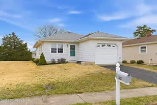 55 Hyannis St, Toms River Township, NJ 08757 - Photo 4