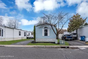 43 Secretariat St, Howell Township, NJ 07731 - Photo 2