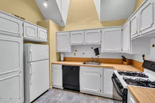 104 E Washington Ave, Atlantic Highlands, NJ 07716 - Photo 16