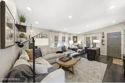 70 Deer Way, Manalapan Township, NJ 07726 - Photo 8