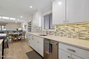 7 Manchester Ct, Red Bank, NJ 07701 - Photo 10