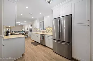 7 Manchester Ct, Red Bank, NJ 07701 - Photo 8