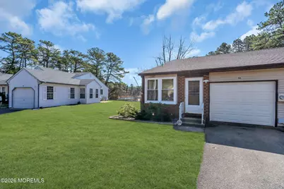 9 Greenwood Lane #62, Whiting, NJ 08759 - Photo 4