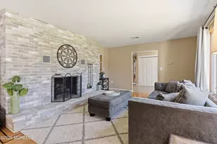 49 Farm Rd, Middletown, NJ 07748 - Photo 10