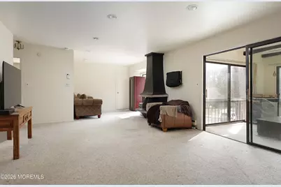 11 Medford Court, Red Bank, NJ 07701 - Photo 10