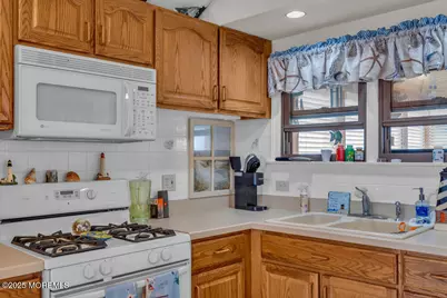 19 9th Lane, Seaside Park, NJ 08752 - Photo 10