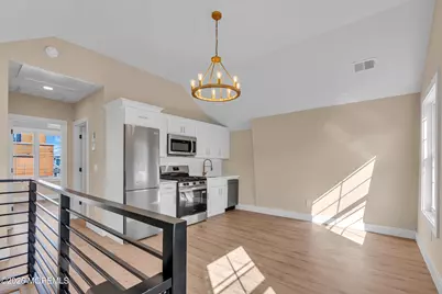 39 Seadrift Avenue, Highlands, NJ 07732 - Photo 18