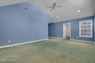 29 Village Dr, Eatontown, NJ 07724 - Photo 30