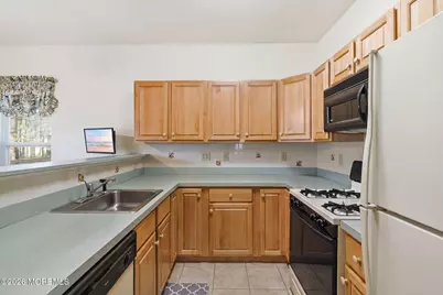 44 Summerhill Drive, Manahawkin, NJ 08050 - Photo 12