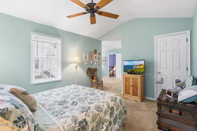 11 Browning Court, Freehold, NJ 07728 - Photo 24
