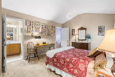 11 Browning Court, Freehold, NJ 07728 - Photo 18