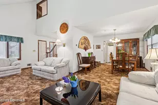 2 Grenoble Ct, Matawan, NJ 07747 - Photo 6