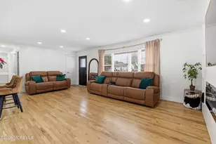 1409 Broadway Blvd, Toms River Township, NJ 08757 - Photo 4