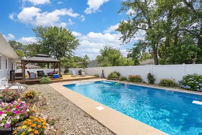 1409 Broadway Boulevard, Toms River Township, NJ 08757 - Photo 22