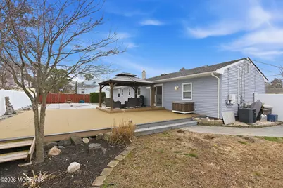 1409 Broadway Boulevard, Toms River Township, NJ 08757 - Photo 24