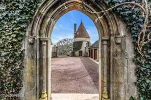 40 Independence Rd, Red Bank, NJ 07701 - Photo 6